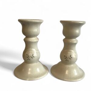 Pfaltzgraff Pair Of Candlesticks Heirloom 5" White Flower Cream Elegant Set Of 2